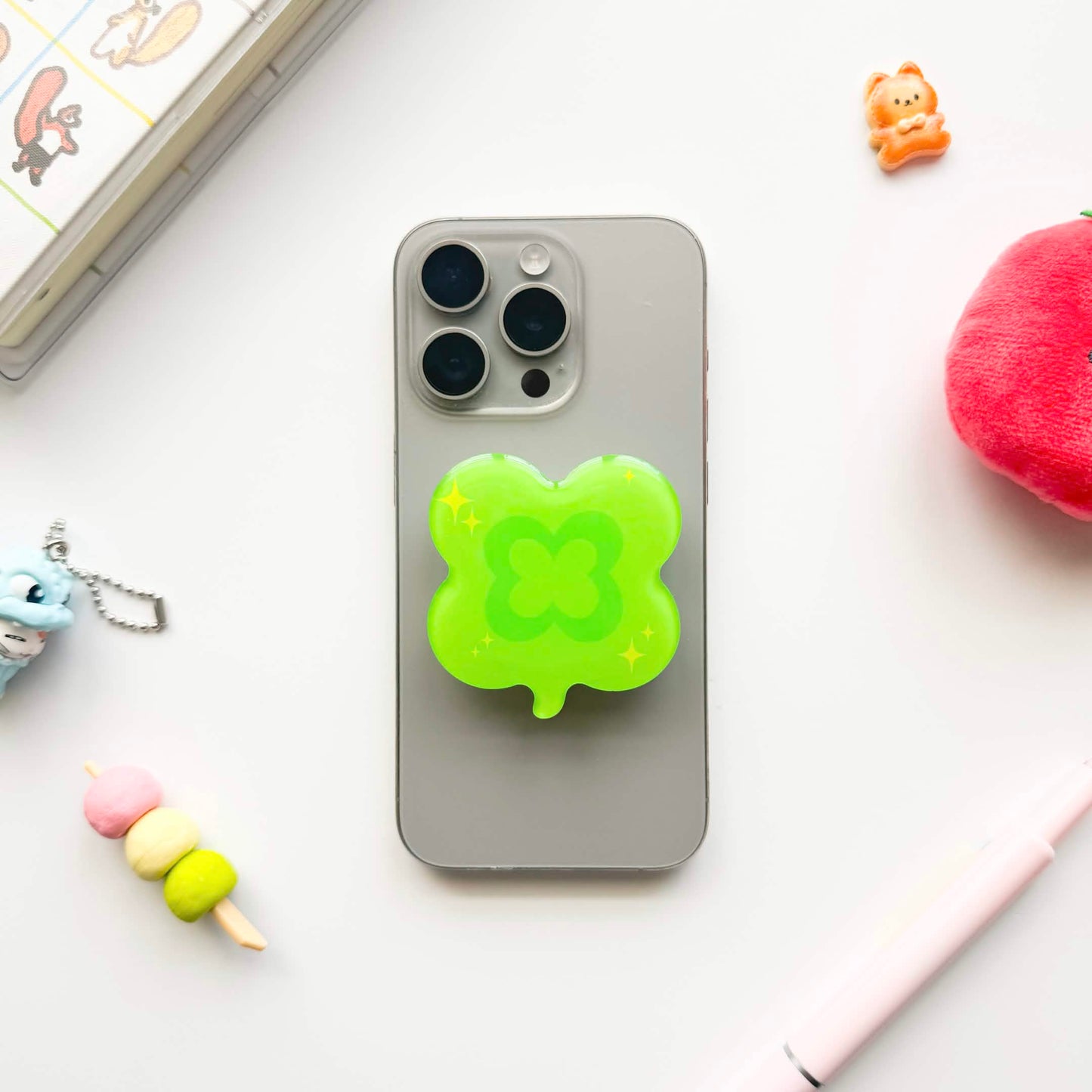 Clover Phone Grip